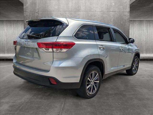 used 2019 Toyota Highlander car, priced at $26,992