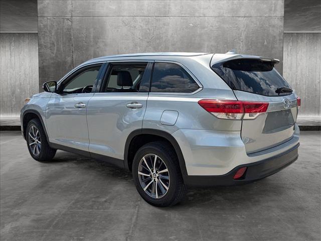 used 2019 Toyota Highlander car, priced at $26,992