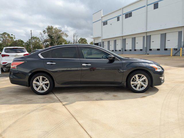 used 2014 Nissan Altima car, priced at $6,995