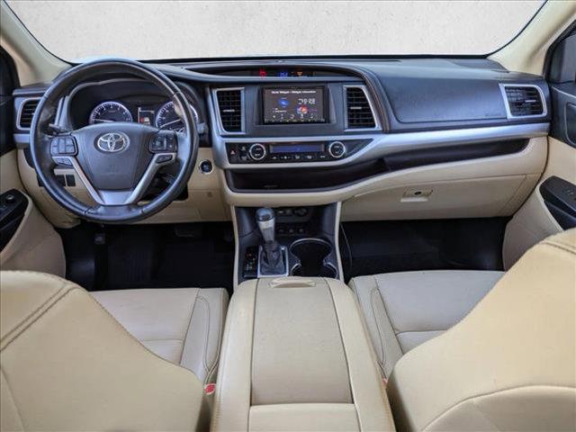 used 2019 Toyota Highlander car, priced at $22,499