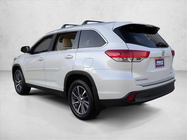 used 2019 Toyota Highlander car, priced at $22,499