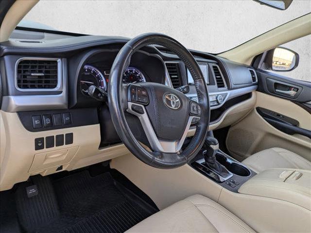 used 2019 Toyota Highlander car, priced at $22,499