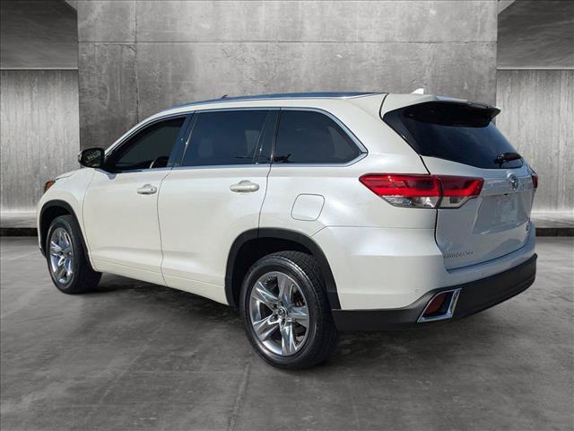 used 2018 Toyota Highlander car, priced at $22,399