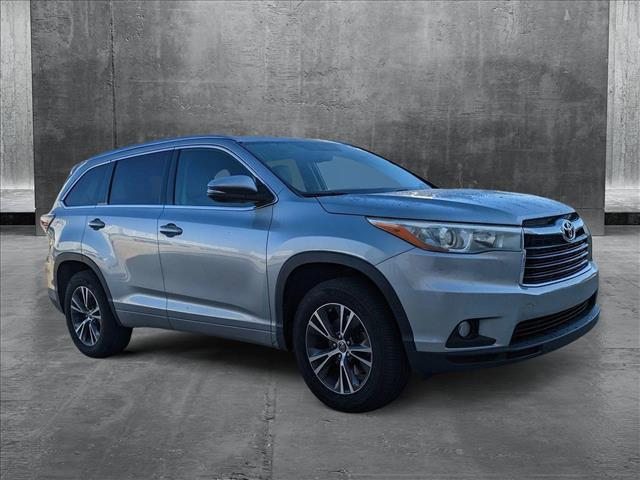 used 2016 Toyota Highlander car, priced at $19,751