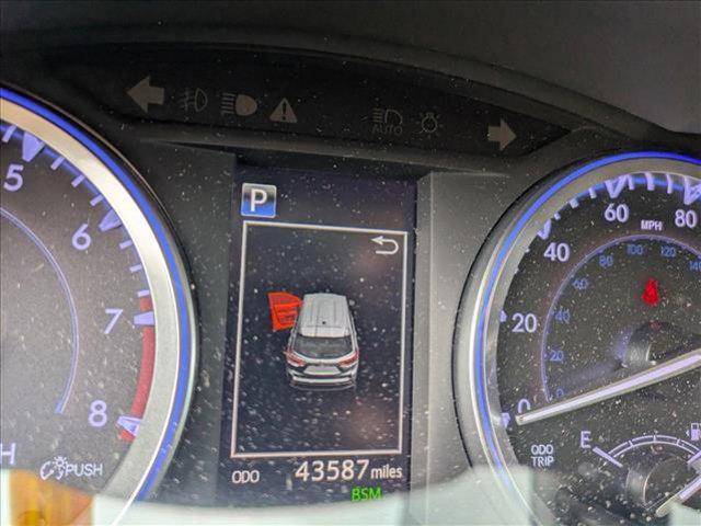 used 2019 Toyota Highlander car, priced at $25,999