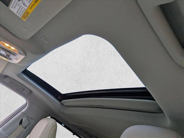 used 2022 Toyota Highlander car, priced at $32,305