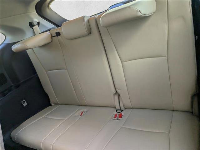 used 2022 Toyota Highlander car, priced at $32,305