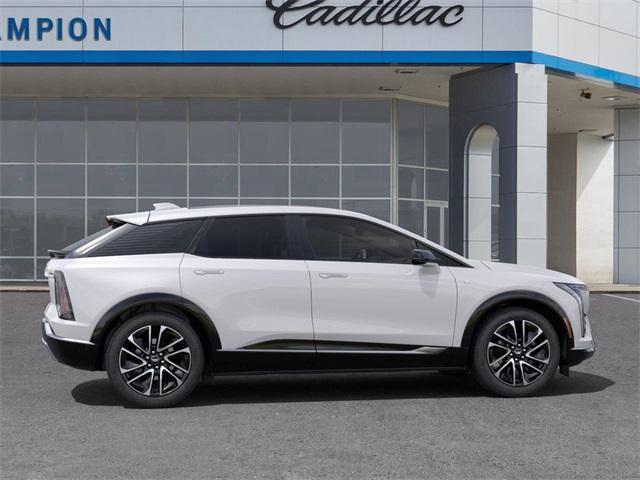 new 2025 Cadillac OPTIQ car, priced at $57,810