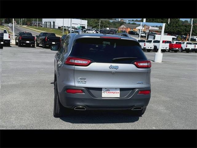 used 2016 Jeep Cherokee car, priced at $14,995