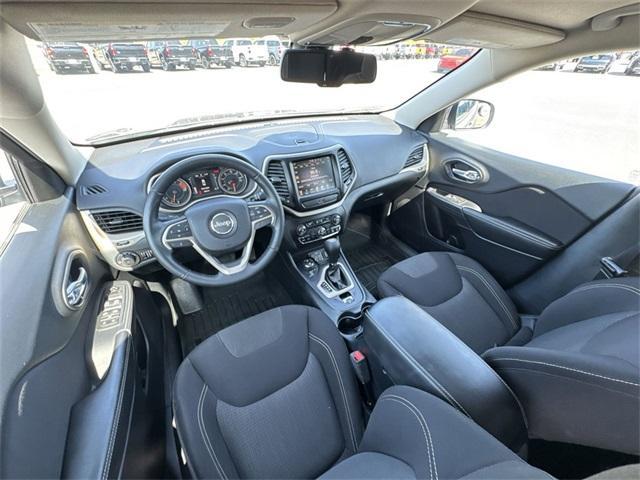 used 2016 Jeep Cherokee car, priced at $14,995