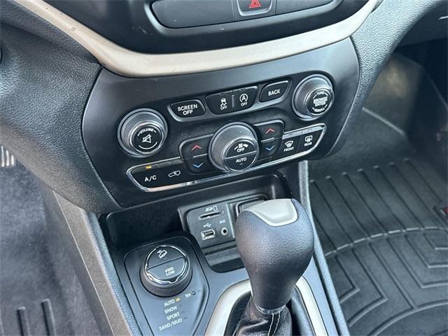 used 2016 Jeep Cherokee car, priced at $14,995