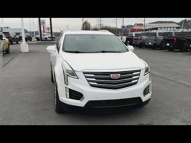 used 2017 Cadillac XT5 car, priced at $22,900