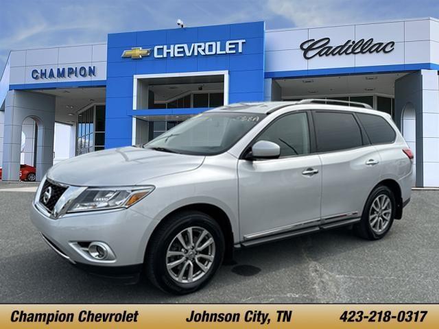 used 2015 Nissan Pathfinder car, priced at $9,995