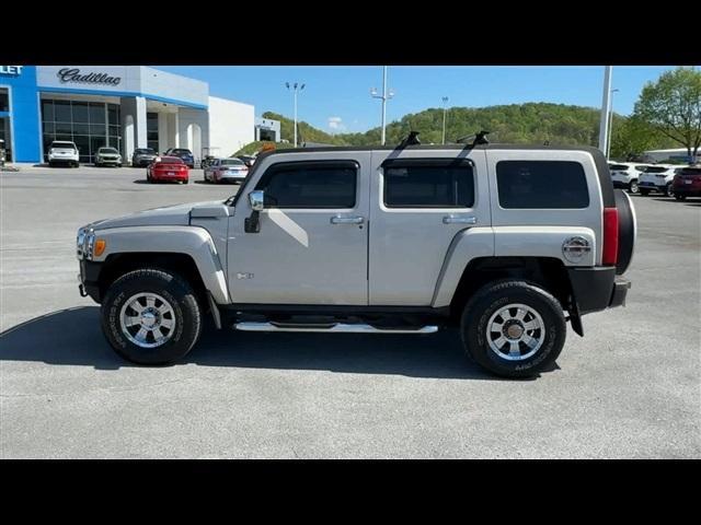 used 2006 Hummer H3 car, priced at $9,974