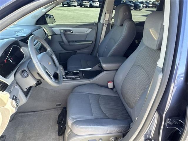 used 2014 Chevrolet Traverse car, priced at $7,995