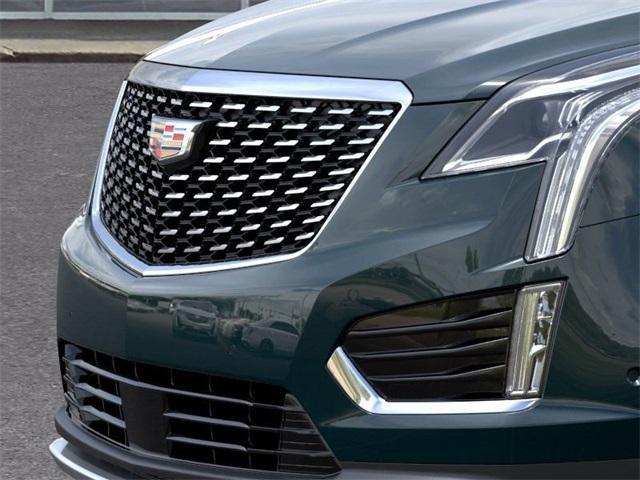 new 2025 Cadillac XT5 car, priced at $60,490