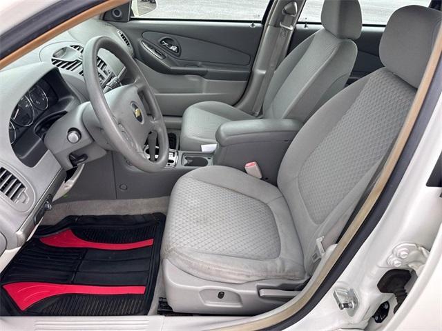 used 2006 Chevrolet Malibu Maxx car, priced at $4,895