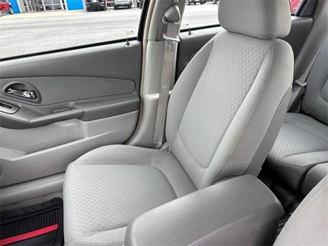 used 2006 Chevrolet Malibu Maxx car, priced at $4,895