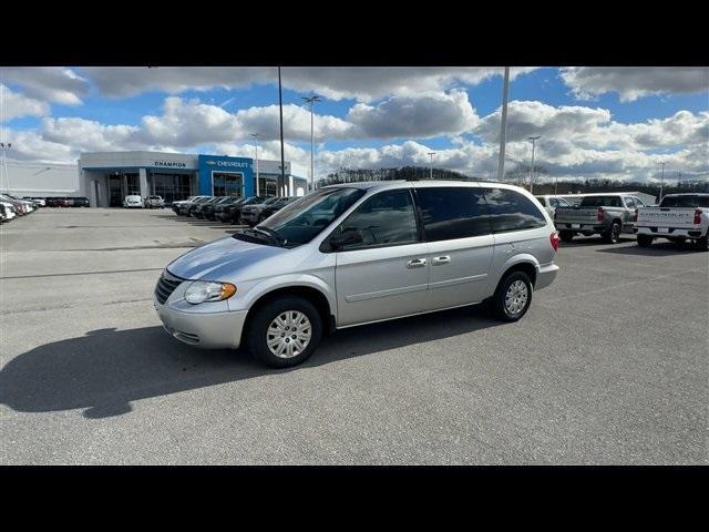 used 2006 Chrysler Town & Country car, priced at $3,995