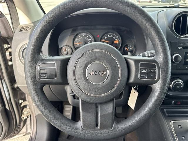 used 2015 Jeep Compass car, priced at $4,999