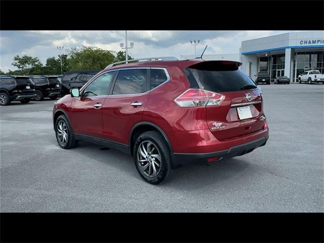 used 2015 Nissan Rogue car, priced at $11,800