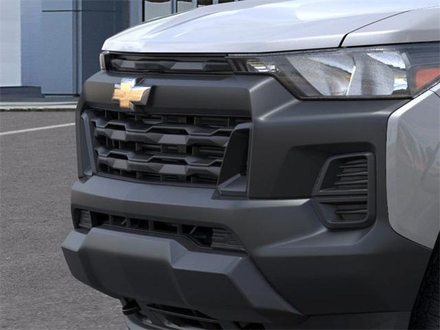 new 2025 Chevrolet Colorado car, priced at $39,050