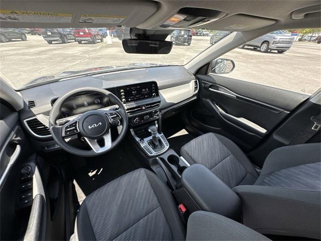 used 2025 Kia Seltos car, priced at $24,795