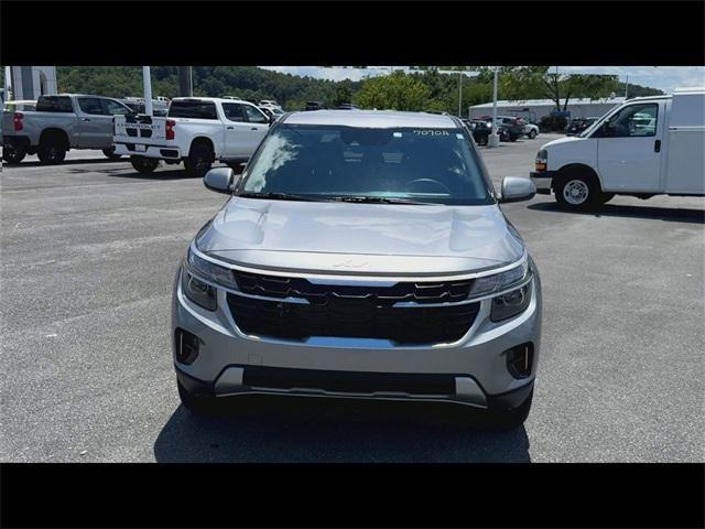 used 2025 Kia Seltos car, priced at $24,795