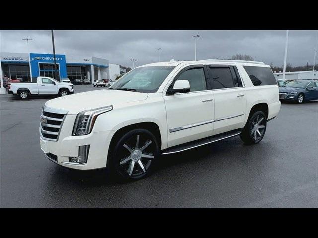 used 2015 Cadillac Escalade ESV car, priced at $25,800