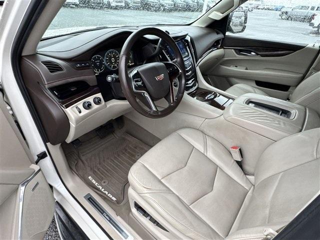 used 2015 Cadillac Escalade ESV car, priced at $25,800