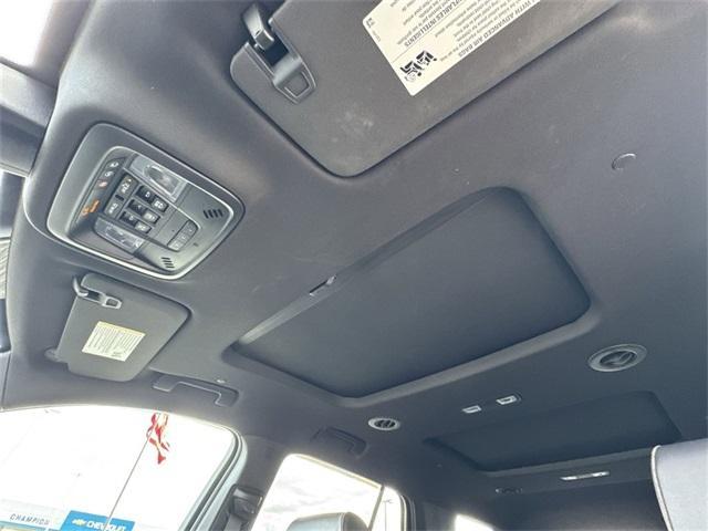 used 2023 Chevrolet Traverse car, priced at $35,800