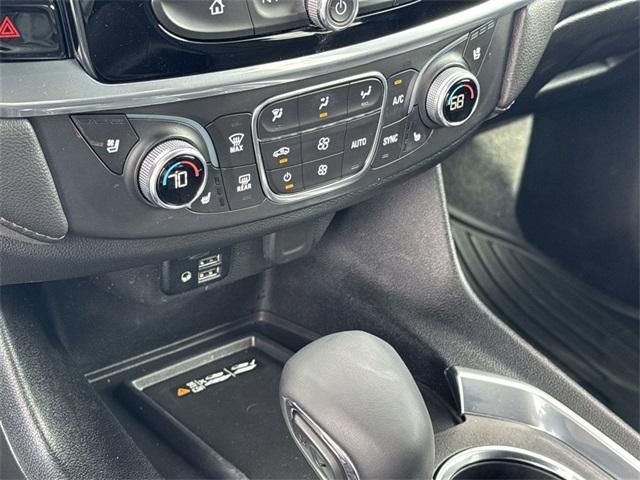 used 2023 Chevrolet Traverse car, priced at $35,800