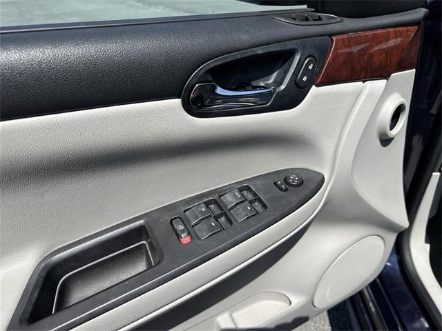 used 2009 Chevrolet Impala car, priced at $3,750