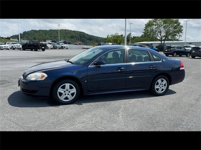 used 2009 Chevrolet Impala car, priced at $3,750