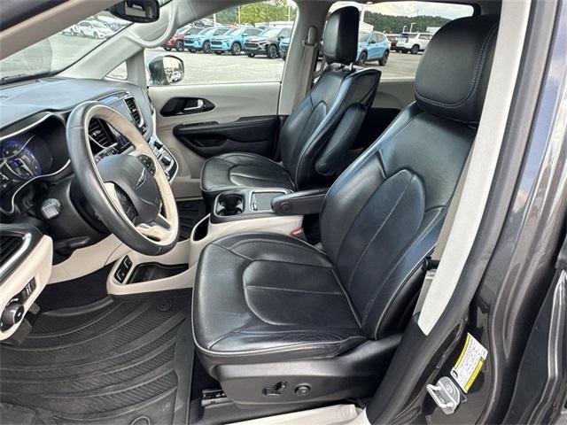 used 2020 Chrysler Pacifica car, priced at $22,895