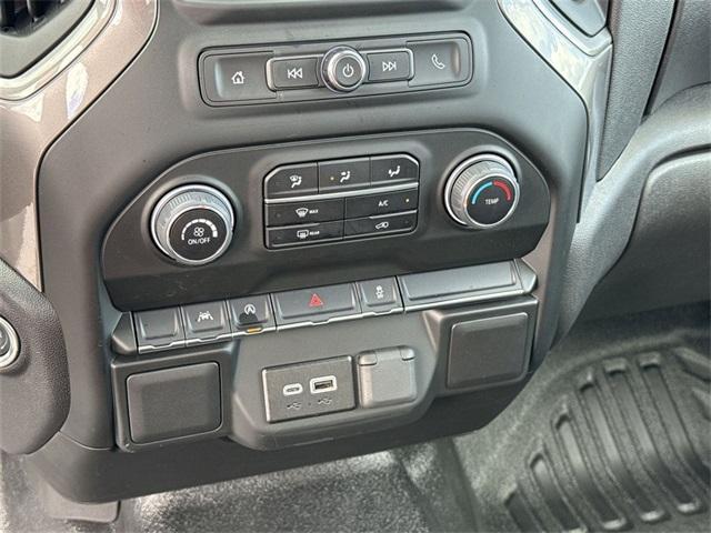 used 2025 Chevrolet Silverado 1500 car, priced at $39,000