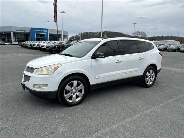 used 2009 Chevrolet Traverse car, priced at $5,489