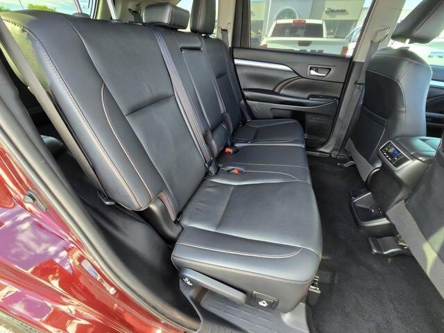 used 2019 Toyota Highlander car, priced at $26,000
