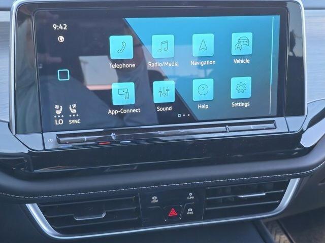 used 2024 Volkswagen Atlas Cross Sport car, priced at $33,500