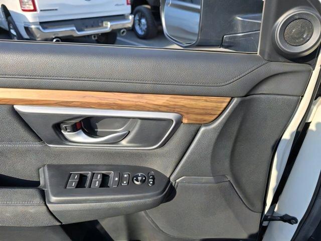 used 2017 Honda CR-V car, priced at $20,000