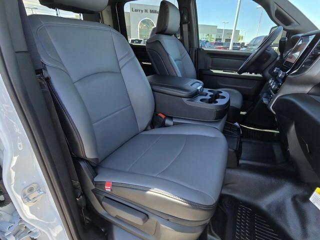 new 2025 Ram 2500 car, priced at $45,822