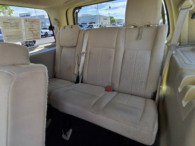 used 2015 Ford Expedition car, priced at $13,000