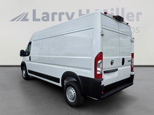 new 2026 Ram ProMaster 2500 Window Van car, priced at $54,612