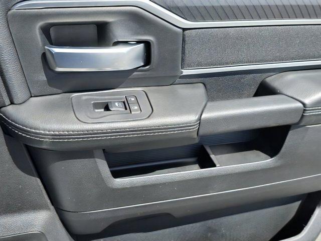 new 2025 Ram 2500 car, priced at $67,672