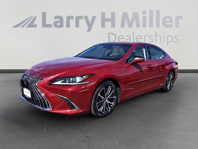 used 2022 Lexus ES 300h car, priced at $32,750