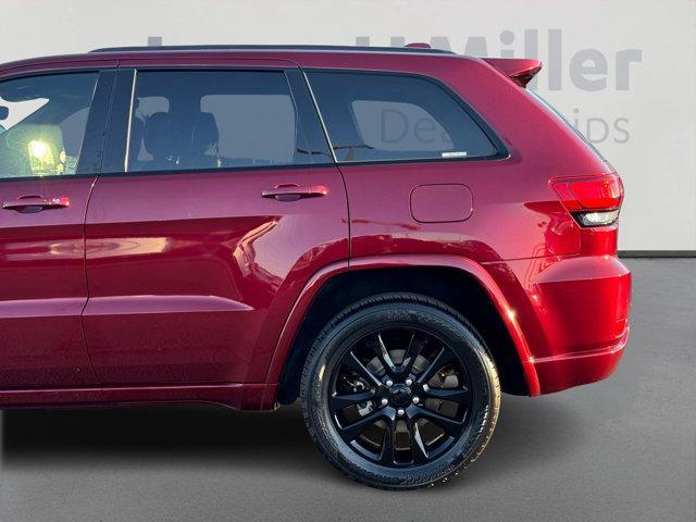 used 2020 Jeep Grand Cherokee car, priced at $25,429