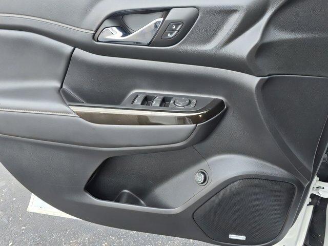 used 2023 GMC Acadia car, priced at $32,500