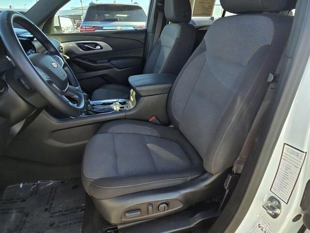 used 2023 Chevrolet Traverse car, priced at $32,000