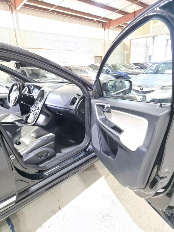 used 2015 Volvo XC60 car, priced at $11,999