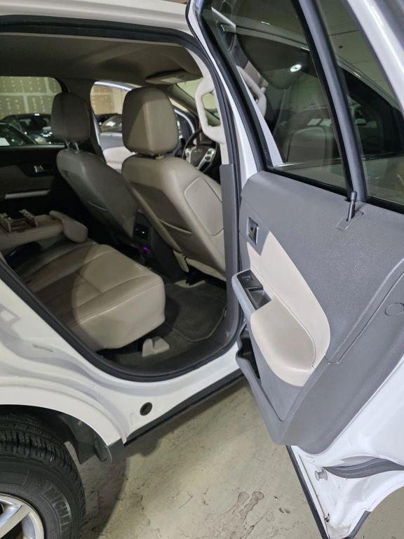 used 2013 Ford Edge car, priced at $7,999